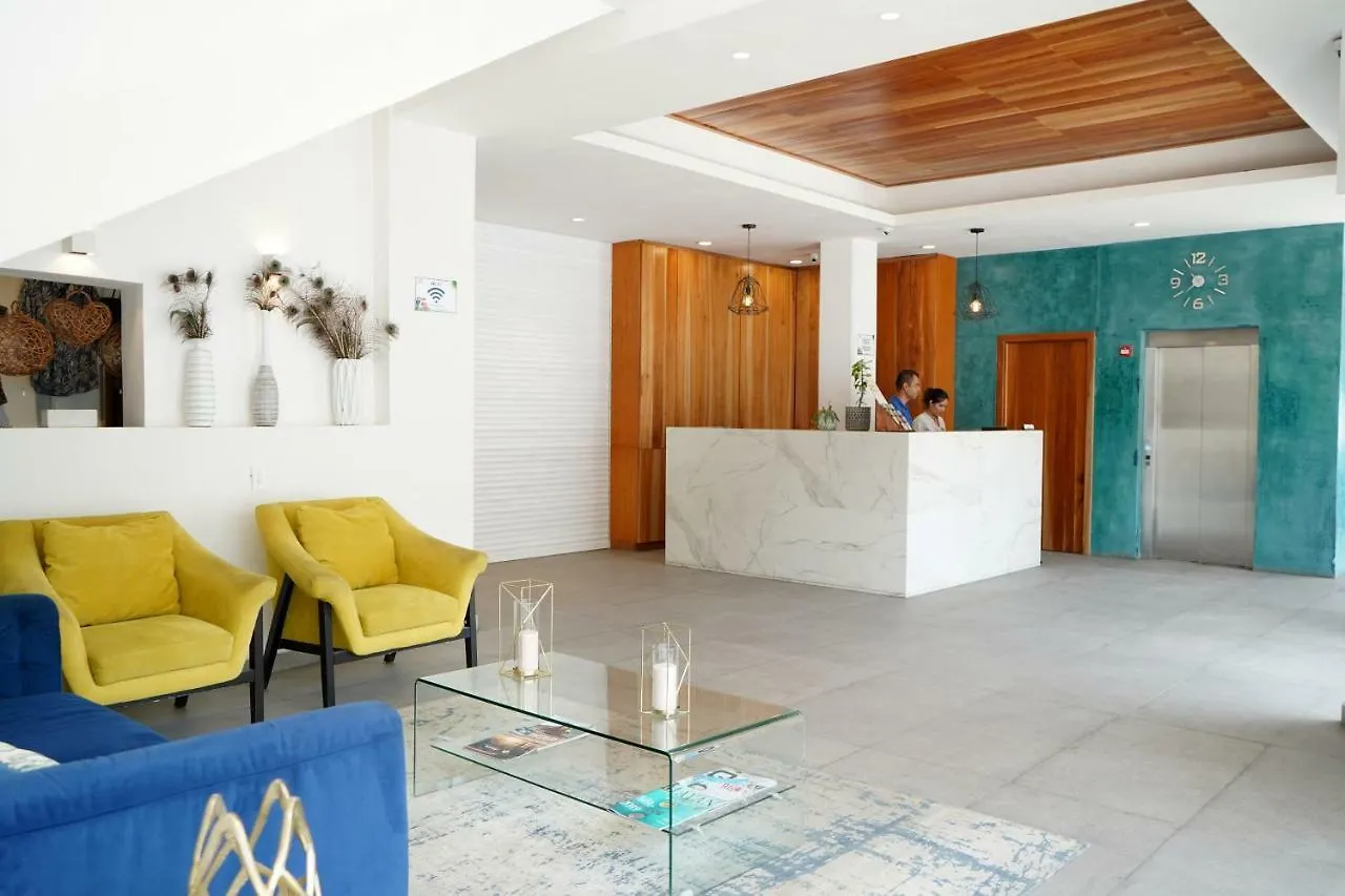 Hotel & Suites Arges - Centro تْشيتومال 4*,